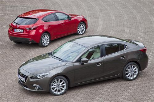 Mazda3-UK-2013-1.jpg